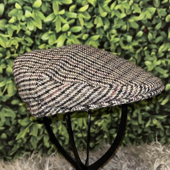 Retro JONATHAN RICHARD Ireland Men’s Newsboy Cabby Gatsby Tweed Cap/Hat GUC Sz M - Picture 1 of 13